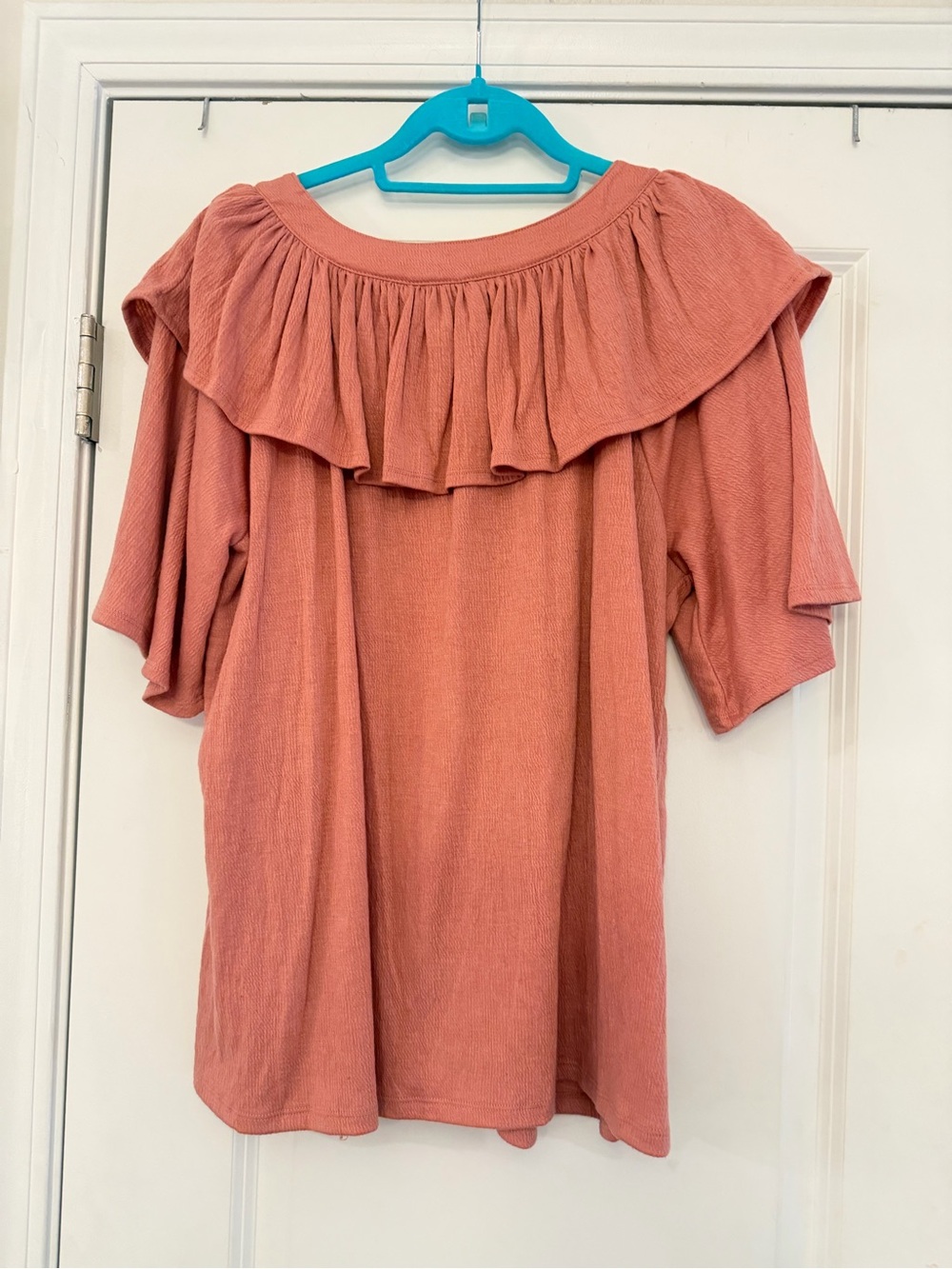 Ruffled Button-Front Women’s Top in Rust - Picture 2 of 2